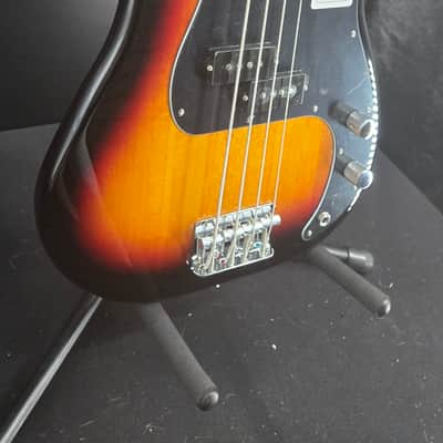 Fender Standard Precision Bass®, Laurel Fingerboard, Black Pickguard, 3-Color Sunburst image 3