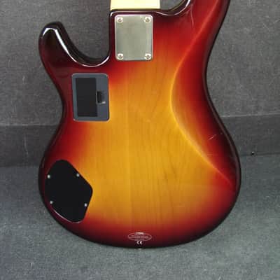 Yamaha BBG5S Bass Guitar 5 String Active image 8