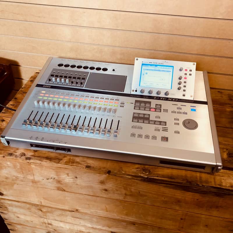 Korg D16XD Xtended Definition Digital Recording Studio image 1