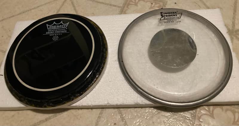 Remo 6” Drum Head 80s - Silver Dot image 1
