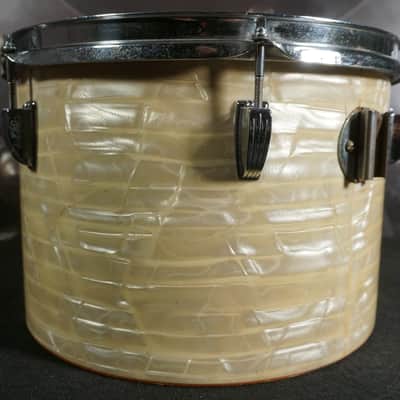 Ludwig Concert Tom 13" Diameter x 9" Depth 1970s - White Perloid w/ Case image 4