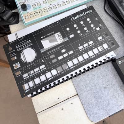 Elektron Machinedrum SPS-1UW+ MKII  / Black Faceplate image 2