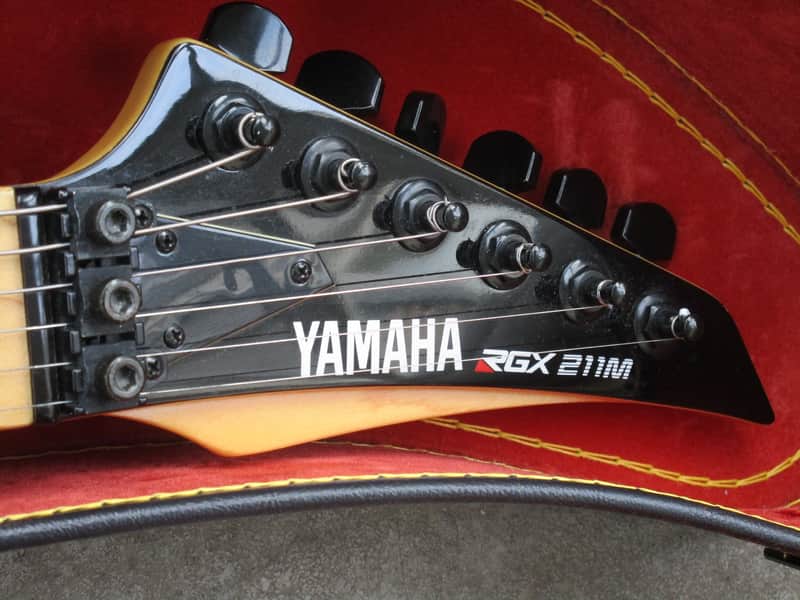 Yamaha RGZ-211M Black Superstrat W/Case RGX-211M | Reverb