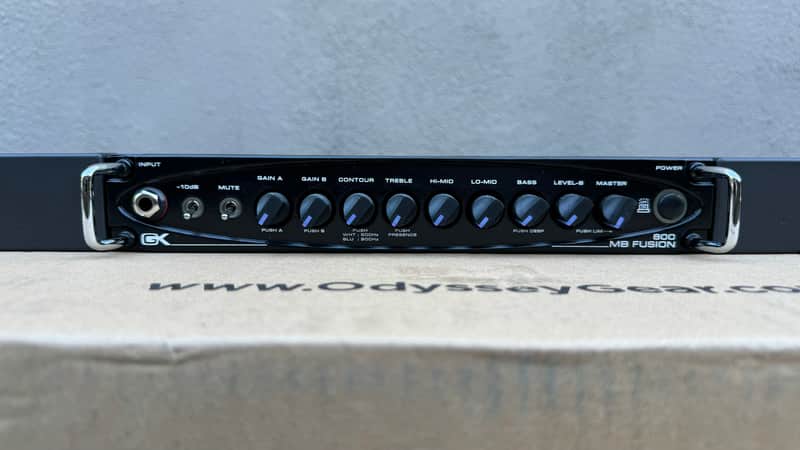 Gallien-Krueger MB Fusion 800 Ultra-Light 800W Tube Preamp Bass Head
