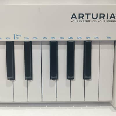Arturia KeyStep 32-Key MIDI Controller 2017 - 2025 - White image 3