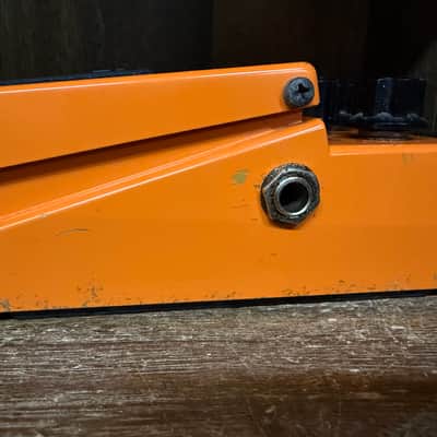 Boss DS-1 Distortion (Silver Label) - Orange image 5