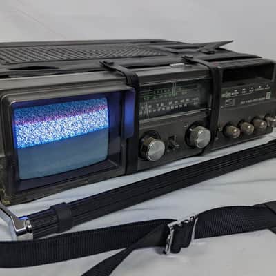 Vintage JVC CX-500US Portable TV AM/FM Cassette Player/Recorder Combo - Tested & Working image 5