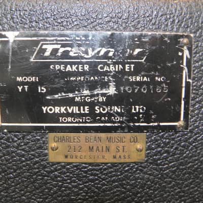 Traynor YT-15 2-Way Bass Cabinet  Black Tolex image 3