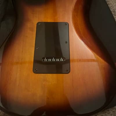 Squier FSR Bullet Stratocaster HSS -2018-2-Color Sunburst image 2