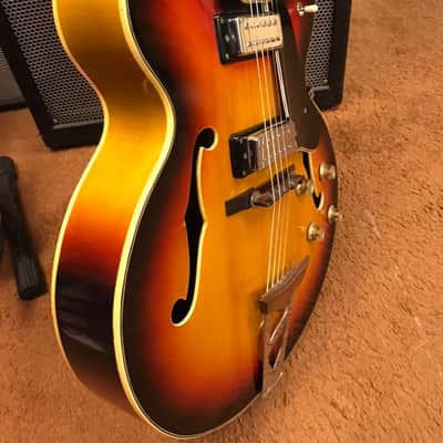 Univox Pro Hollowbody 1979 Sunburst image 5