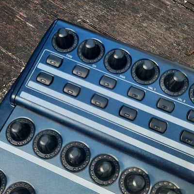 Behringer BCR2000 Rotary Midi Controller image 3