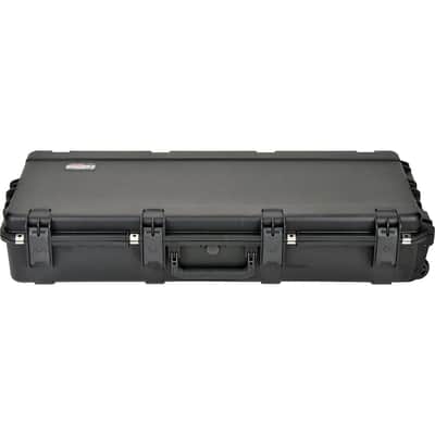 SKB 3i-4217-18 Injection Molded Waterproof Acoustic Guitar Case With Wheels Regular image 4