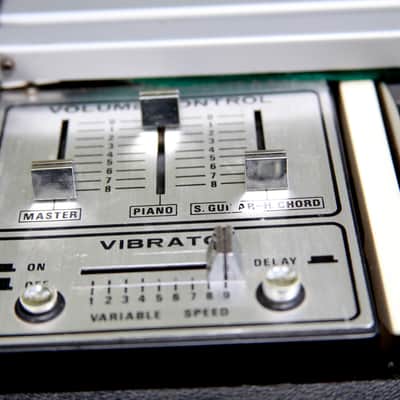 Vintage Hohner International Piano 2 image 6