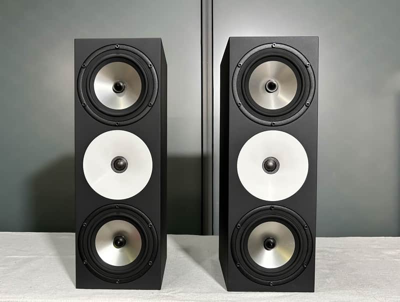 Amphion Two18 Passive Studio Monitors - Pair image 1