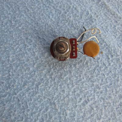 1980 CTS Potentiometer Vintage CTS 250 K Split Metal Shaft Potentiometer With Capacitor Very Good Used Condition image 3