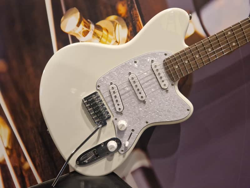 Ibanez ICHI00-VWH Signature Guitar 6-Str Ichika Nito Vintage White image 1
