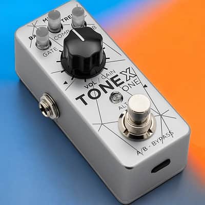 IK Multimedia TONEX One Bass Edition Amp Modeler Effects Pedal, preloaded with 20 bass-specific presets modeled after iconic amplifiers image 1