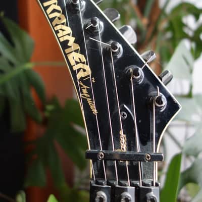 Left-handed Kramer Pacer Custom 1986 Vintage White image 3