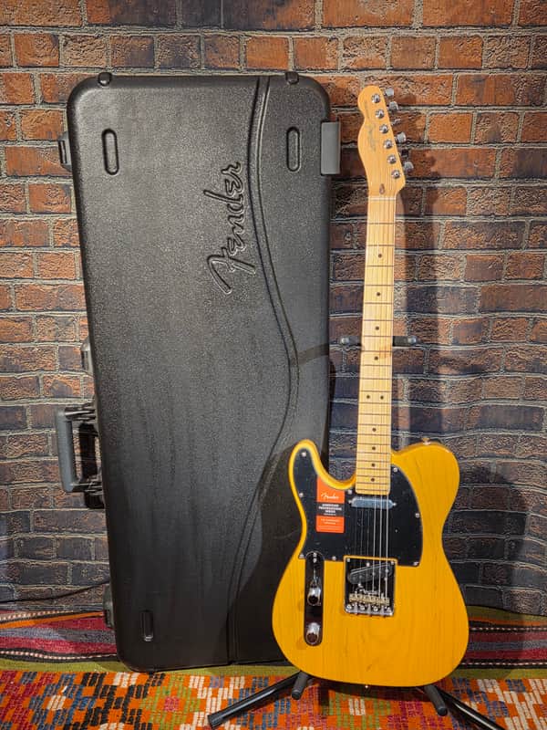 Fender 2016 American Professional Telecaster Maple Fretboard Left-Handed Butterscotch Blonde w/ OHSC & CoA