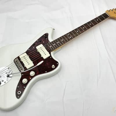 Fender Japan Made in Japan Traditional '60s Jazzmaster image 2