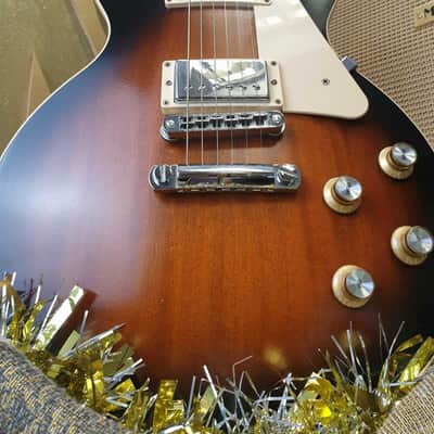 Gibson Les Paul Traditional Mahogany Satin 2011 - 2012 - Satin Vintage Sunburst image 9
