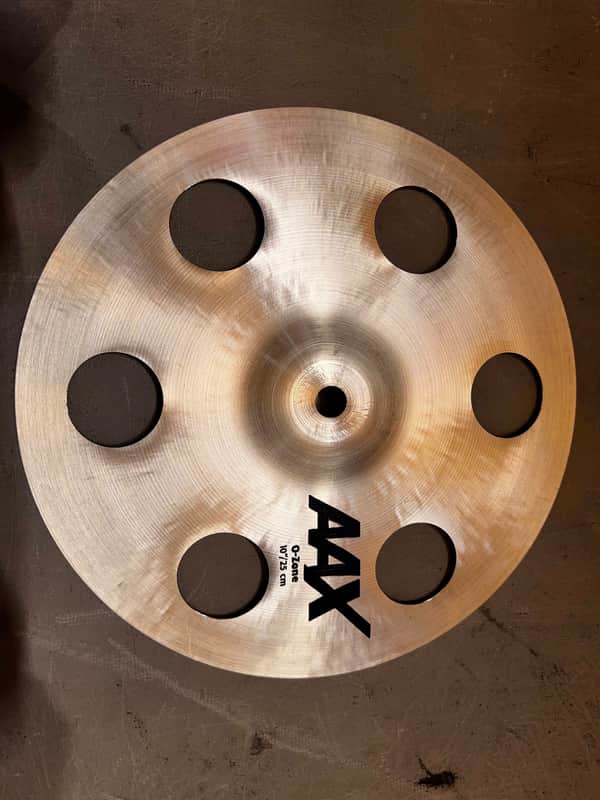 (MINT) Sabian 10" AAX O-Zone Splash Cymbal - Natural image 1