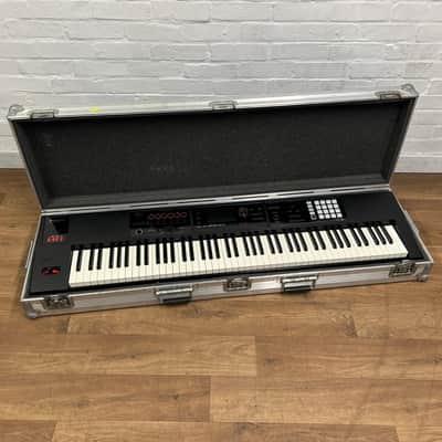 Roland FA08 Synth Keyboard; Serial No: A0J7829 | Second Hand image 2