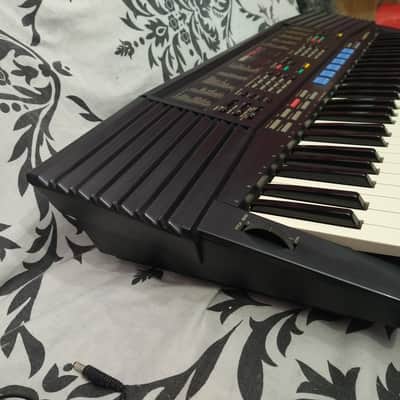 YAMAHA PSR-47 SYNTH KEYBOARD 1990 MIDI PROGRAMMED HARD CASE image 9