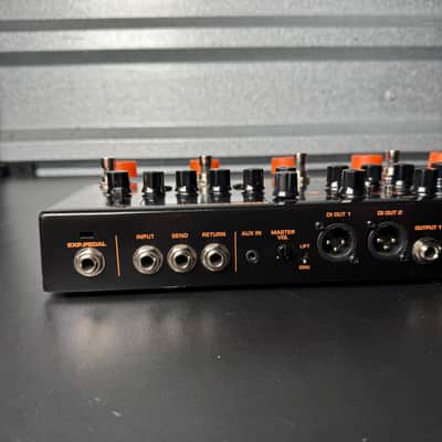 NuX NME-5 Trident 2023 - Present - Black image 5