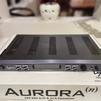 Lynx Aurora (n) 16-Channel AD/DA Converter with USB Interface 2020s - Blue/Black image 4