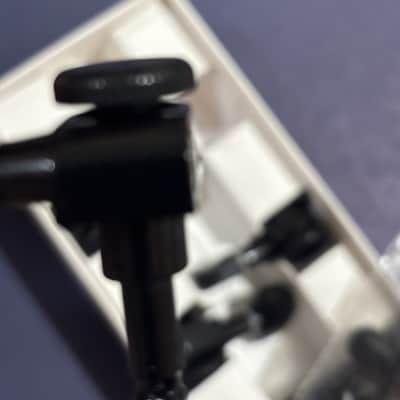 Right Handed Hipshot Locking Tuners 6 Inline 2020s - Black image 6