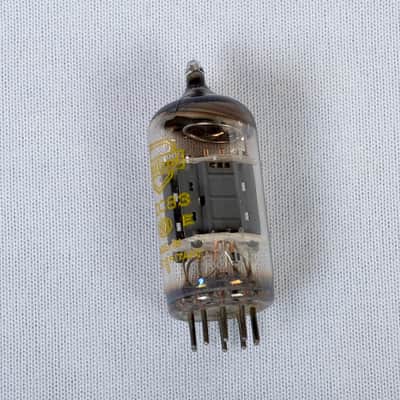 Vintage Mullard ECC83 / 12AX7 Preamp Tube – Made in Great Britain – Tests Strong image 3