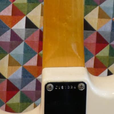 Squier Stratocaster 1984-87 - White image 7