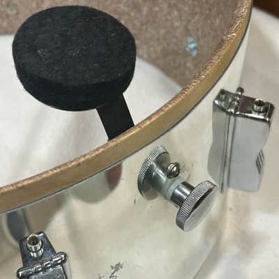 Ludwig 6 1/2" deep X 14" head Snare Drum (3114-T-SD-4186) 90's - COW - Chrome Over Wood image 11
