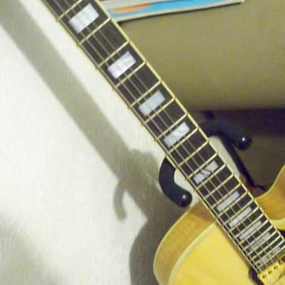 2002 Blonde Hofner Jazzica Custom 6 Lb Collectors Mint Condition image 7