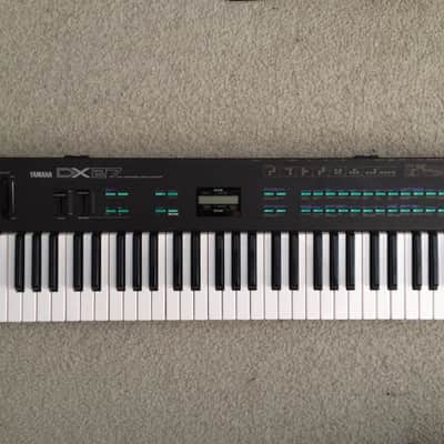 Yamaha DX27 61-Key Digital Programmable Algorithm Synthesizer | Reverb