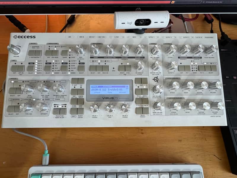 Access Virus Ti2 Desktop TI2 Desktop Digital Synthesizer | Reverb Access Virus Ti2 Desktop TI2 Desktop Digital Synthesizer | Reverb