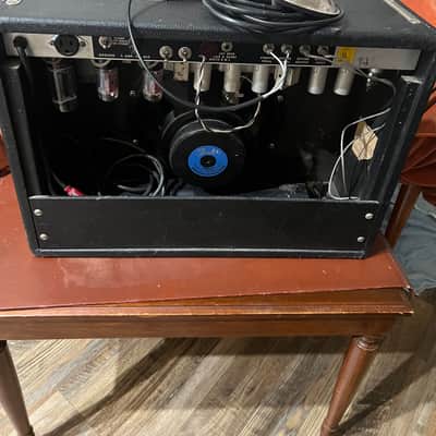 Fender Deluxe Reverb 1973 image 2