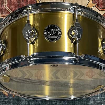 DW Performance Polished Brass Snare Drum 5.5x14 image 1