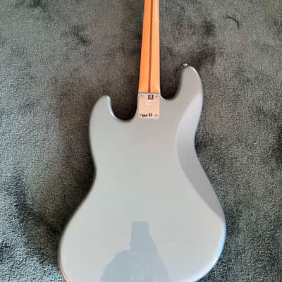 Fender Player Jazz Bass, Tidepool, '22, DiMarzio pups, Darkglass 18v preamp image 5