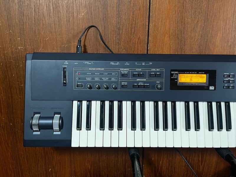 Korg N5 Synthesizer Expanded 61 KEY Performance Synth w/ gig bag