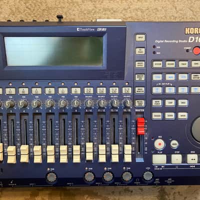 Korg  D16 2001 - Blue