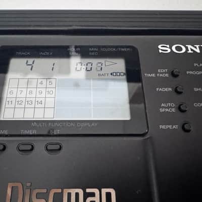 Sony D-350 Portable CD Player DISCMAN 90s - Excellent image 6