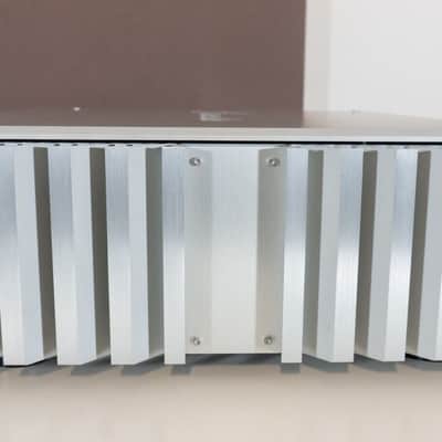 Burmester 032 Integrated Amplifier Integrated Amplifier- image 8
