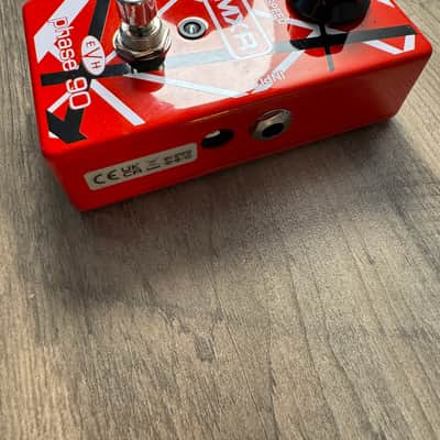 MXR EVH90 Phase 90 2004 - Present - Red/White image 2