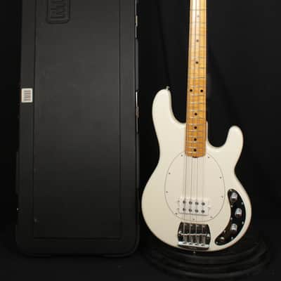 CLEAN Ernie Ball Music Man Stingray Classic GuitarCenter Special Edition  electric bass guitar CLEAN image 18