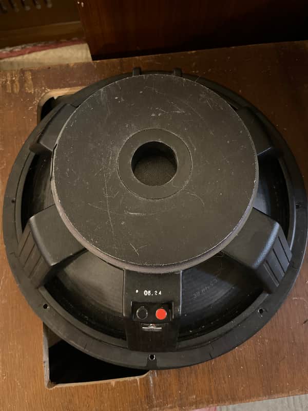 Mackie 0012184 18” Speaker.  4 ohm. Great shape 2000’s - Black image 1