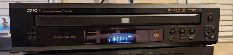 Denon Denon DVM-1805 5-Disc Progressive-Scan DVD Player , Black 2002 - Black metal image 1