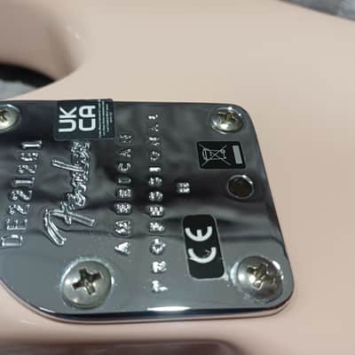 Fender Limited Edition American Professional II Stratocaster, Rosewood Neck - Shell Pink image 8