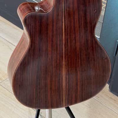 Jose Ramirez Estudio 2CWE Cutaway Electric 2007 a very user friendly model ready for your next Jazz Gig ! image 5